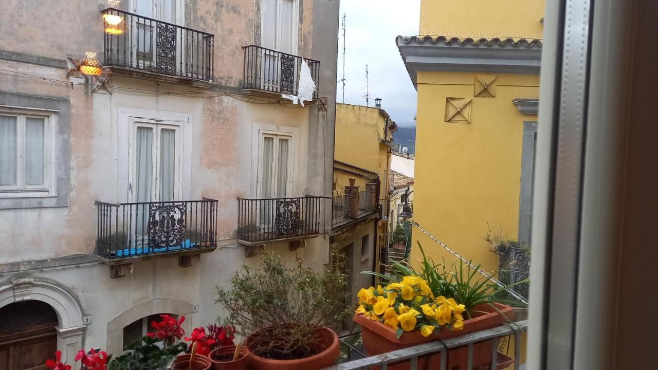 Ferienwohnung La Casa Di Carmen Melfi Exterior foto